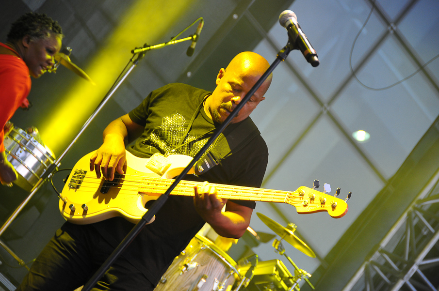 Fete de la Musique Evry 2009 - Kassav 364.jpg